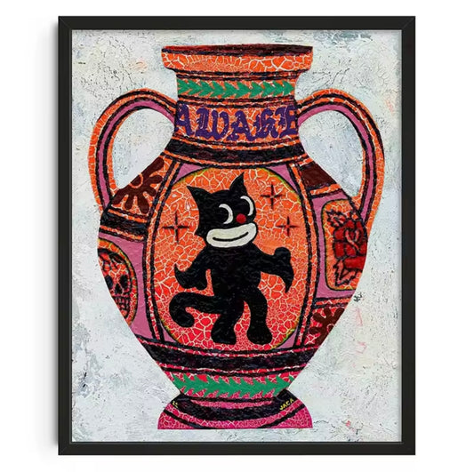 Awake Vase Cat